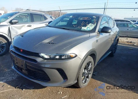 2024 Dodge Hornet R/T from USA, damaged, VIN ZACPDFCW8R3A15642